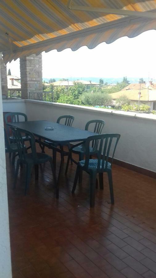 Apartament Casa Vacanze Niko Ap Cir Cni00247 Sirmione Exterior foto