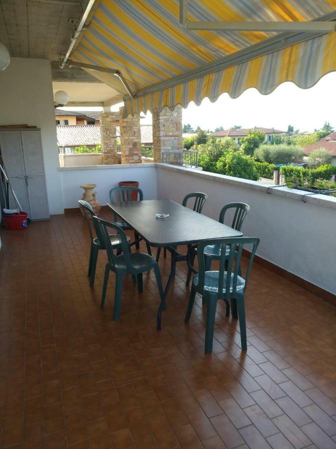 Apartament Casa Vacanze Niko Ap Cir Cni00247 Sirmione Exterior foto